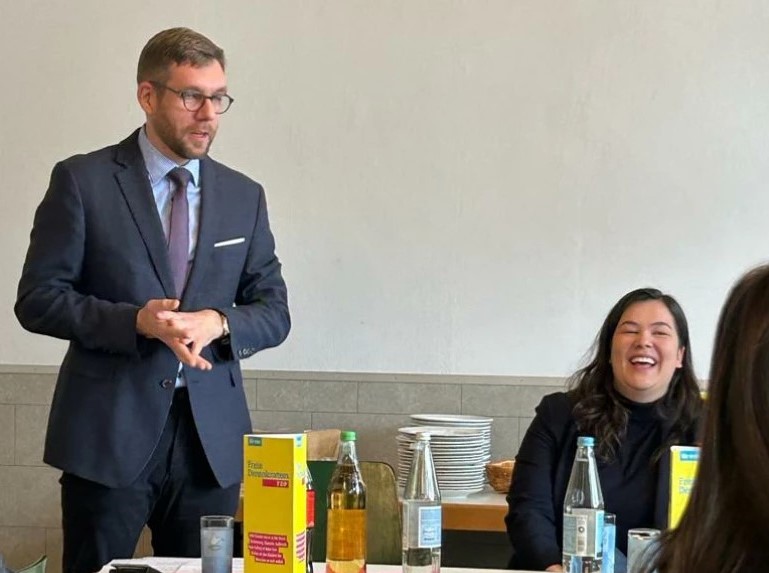 Patrick L. Schunn und Franziska Brandmann